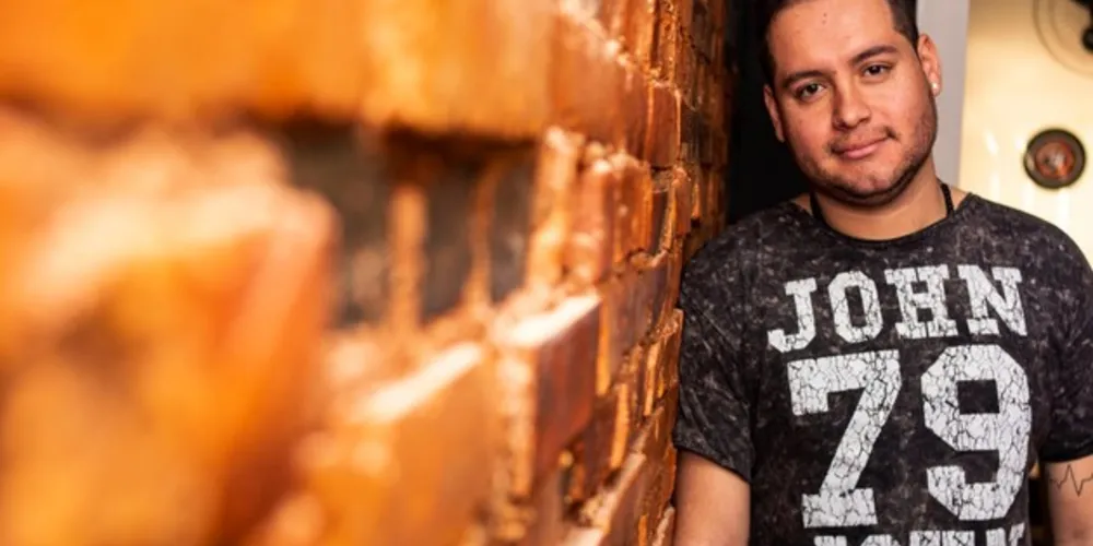 Juliano trabalha profissionalmente com música há 15 anos.