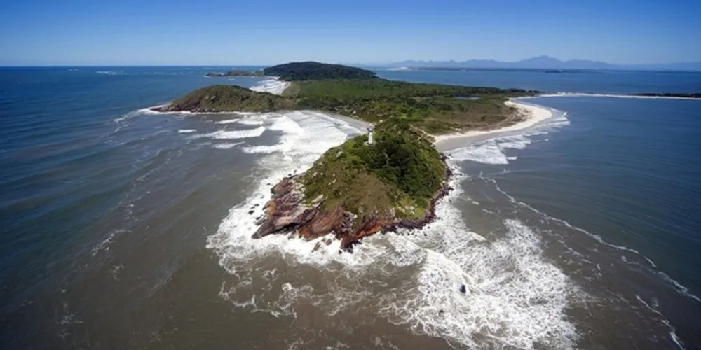 Proposta que já está na Assembleia Legislativa tem objetivo de garantir preservação e regularização de ocupações já existentes na Ilha
