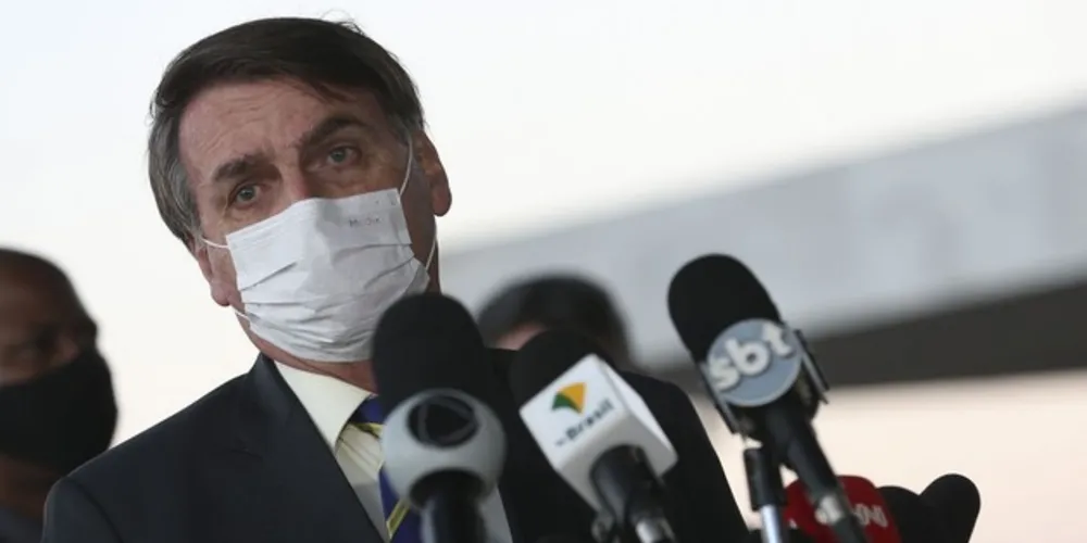 Presidente disse que vai conversar com o ministro da Saúde para incluir o uso do medicamento em pacientes contaminados pela Covid-19