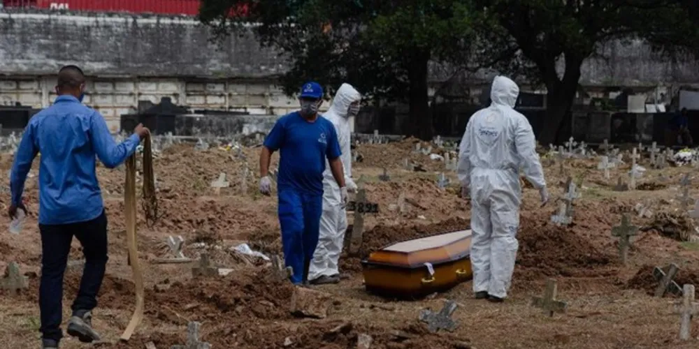 Imagem ilustrativa da imagem Brasil supera 200 mil casos e registra 844 novas mortes