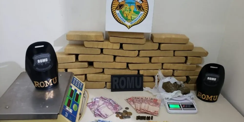 Imagem ilustrativa da imagem GM apreende quase 20 kg de maconha em bairro de PG