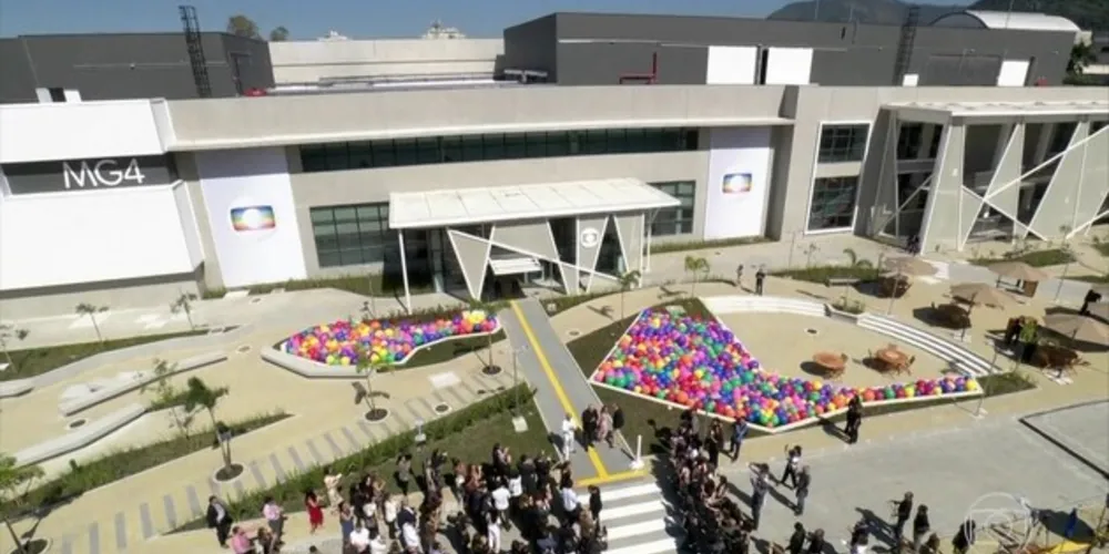 Imagem ilustrativa da imagem Produções da Globo terão mais cenas em estúdio após novo coronavírus