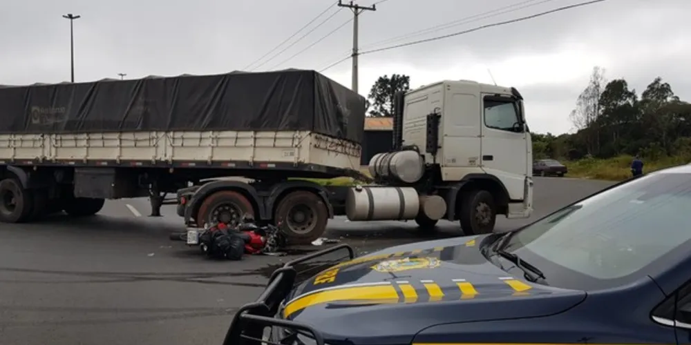 Acidente aconteceu na manhã de sábado na avenida Souza Naves, trecho urbano da BR 373