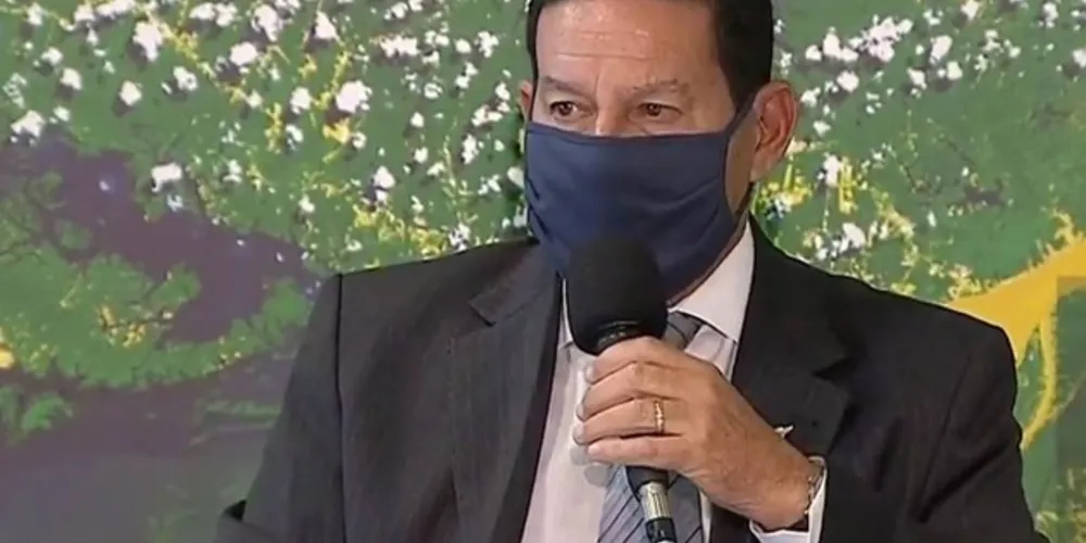 Imagem ilustrativa da imagem Mourão entra em isolamento após contato com contaminado