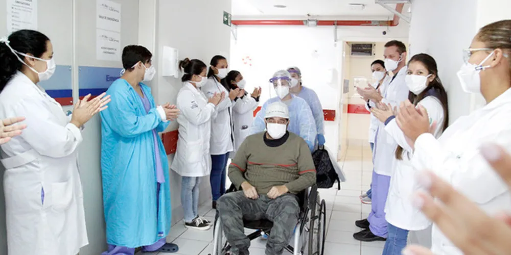 No sábado, um paciente saiu da ala da Covid no HU-UEPG