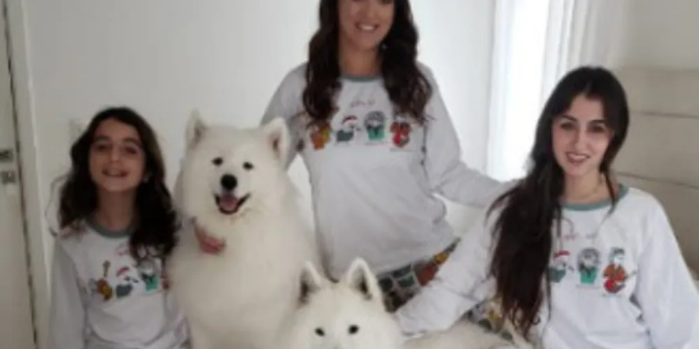 Isabela Farhat com suas filhas Luana de Sá B. Camlofski e Giovana de Sá B. Farhat.