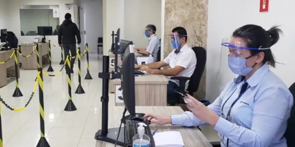 Clientes devem evitar ir até a empresa porque todos os serviços da Companhia estão disponíveis em meio eletrônico.