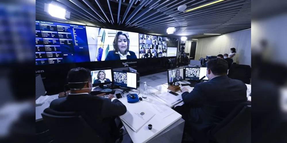 A relatora da matéria, Leila Barros (PSB-DF), entendeu que o dispositivo do projeto deve valer apenas para a atual pandemia, de covid-19