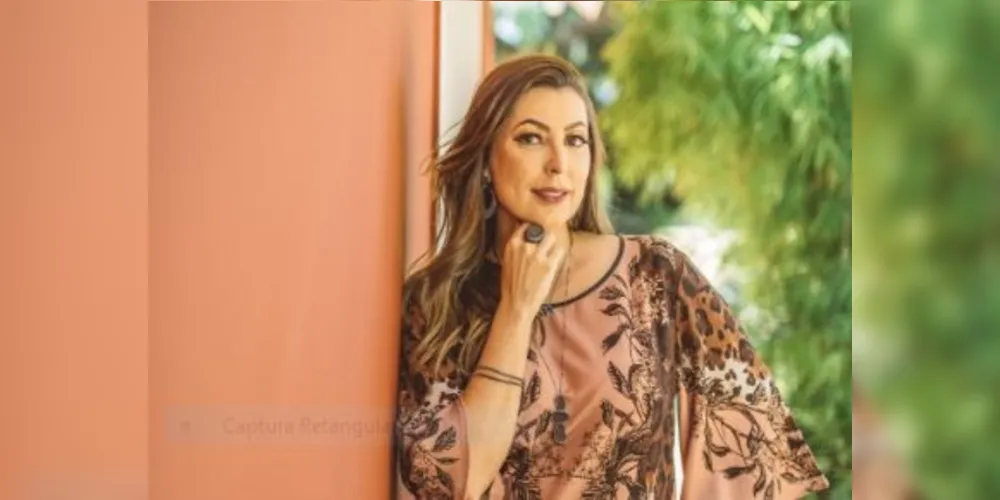 REGISTRO - No registro especial de Laertes Soares, a empresária e farmacêutica Juliana Ribeiro, que responde pela Eficácia Farmácia de Manipulação. Juliana vem apresentando uma série de lives no seu instagram, levando informação e conhecimento para seus fiéis clientes