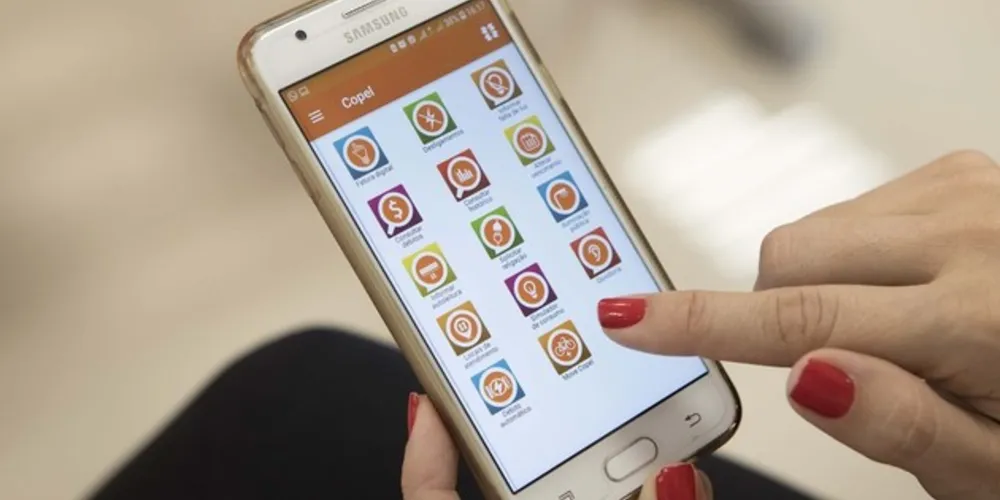 A campanha Fatura Solidária, lançada nesta quinta-feira (21), irá doar R$ 2 a cada nova opção pela fatura digital, e R$ 3 por cada cadastro de conta em débito automático. 