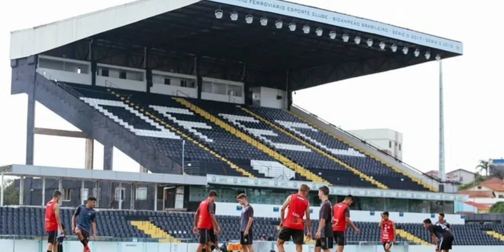 Clubes do Paraná terão que seguir protocolos com recomendações para evitar o contágio do coronavírus