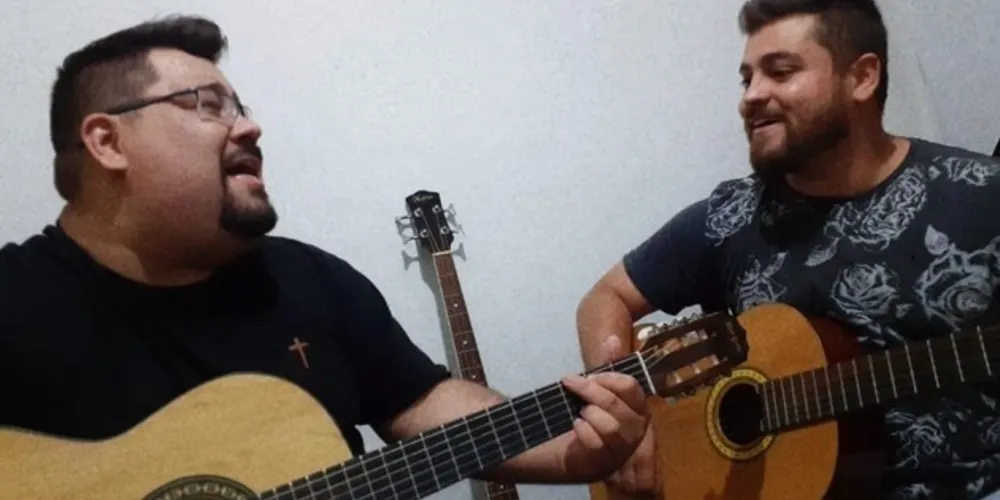 Nas últimas semanas a dupla tem usado as redes sociais para realizar lives e estar mais próxima do público