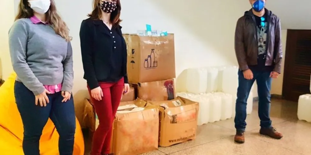 Imagem ilustrativa da imagem Empresa doa mil frascos e bisnagas para a UTFPR