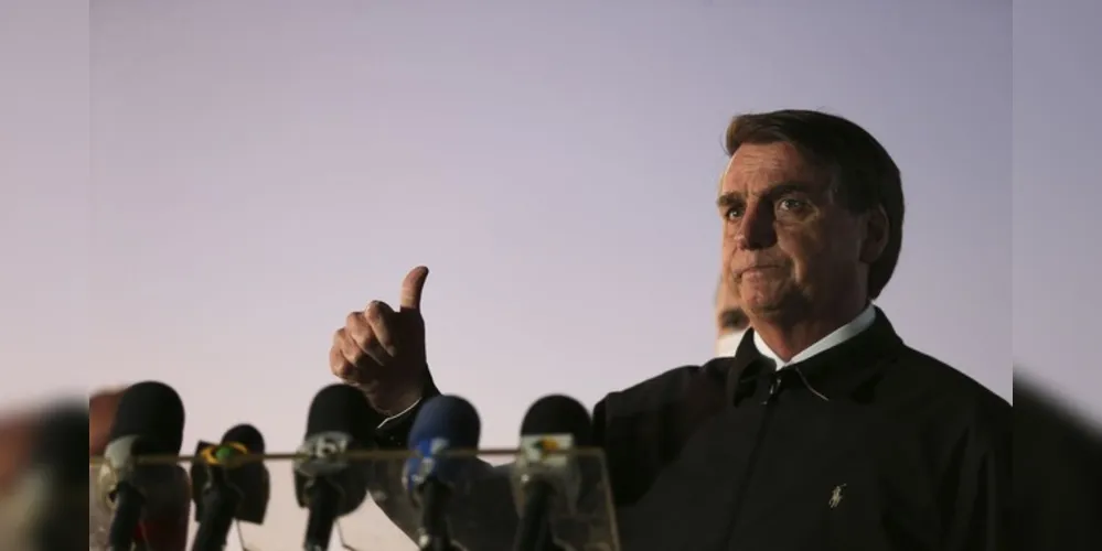 Bolsonaro disse que está à disposição para conversar com os presidentes dos outros poderes