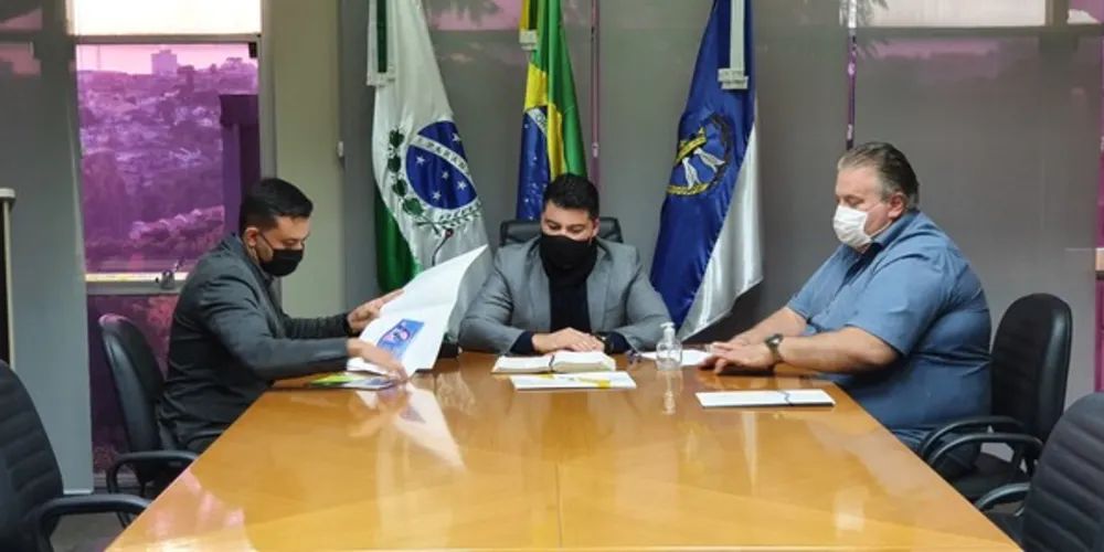 Diretor do Portal aRede Eloir Rodrigues com  Marcelo Rangel e o secretário José Loureiro