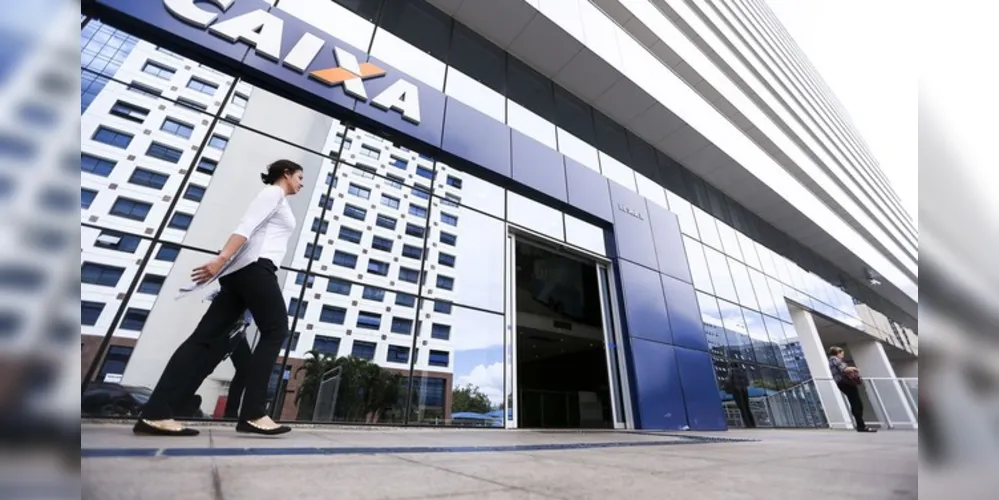 Inicialmente, o beneficiário tem direito a até três parcelas do auxílio