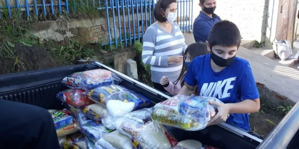 Campanha 'Doe Amor' é uma mobilização entre colaboradores e médicos cooperados.