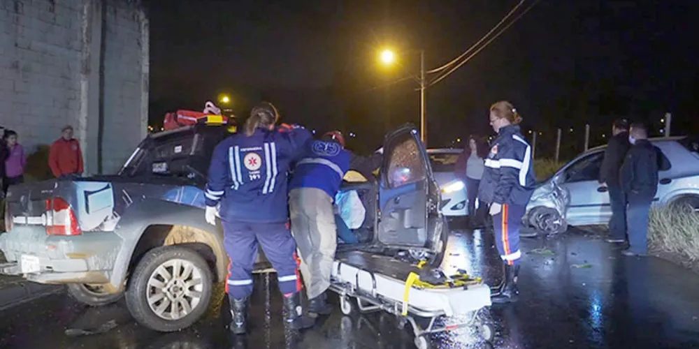 Apesar do estrago nos carros, apenas um motorista foi levado ao hospital praticamente ileso