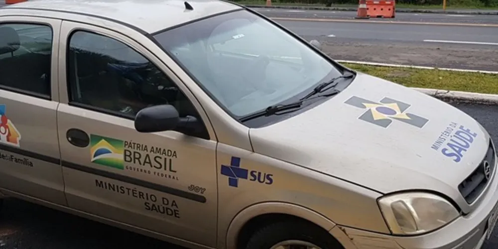 Carro com plotagem do Ministério da Saúde não enganou policiais de Irati