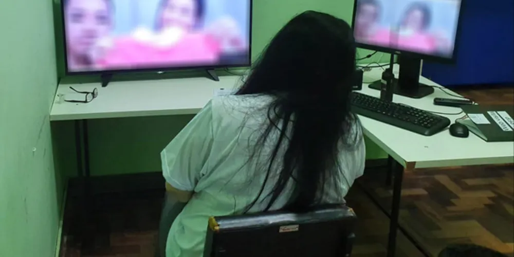 No Interior, as visitas virtuais já ocorrem em duas penitenciárias e devem ser implantadas gradativamente nas demais unidades