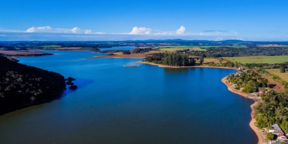 Imagem ilustrativa da imagem Foto aérea capta nova paisagem do Alagados
