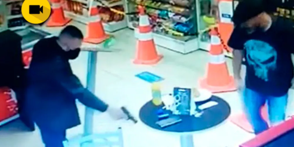 Imagem ilustrativa da imagem Vídeo flagra execução em posto no Centro de Curitiba