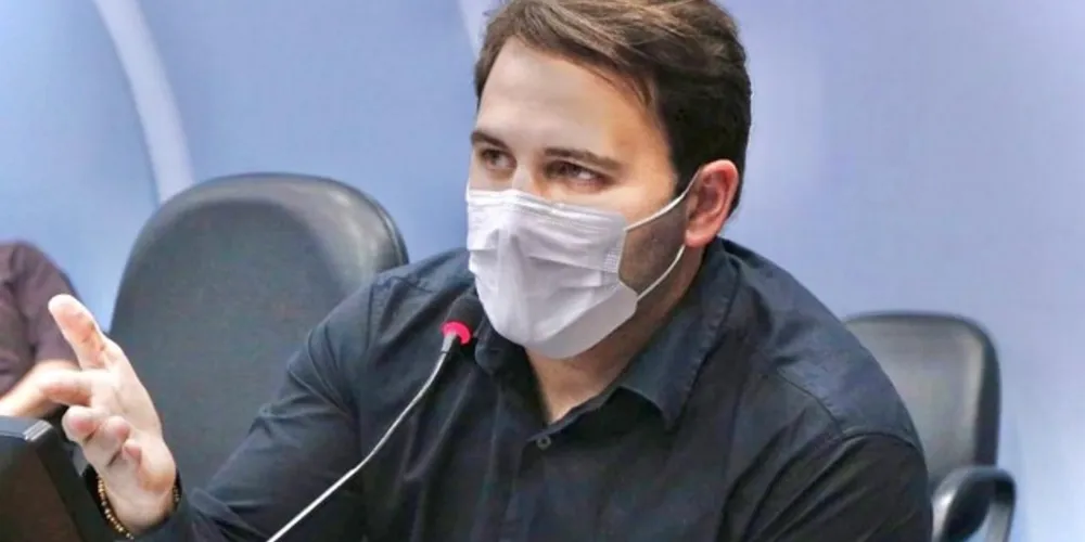 Passos se sentiu mal após o final da sessão de segunda-feira (15)