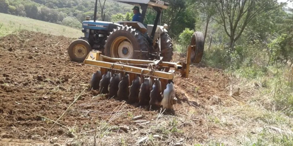 Imagem ilustrativa da imagem Projeto agrícola auxilia mais de 20 produtores rurais em PG