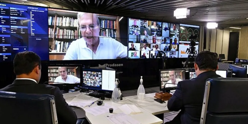 O relator, Tasso Jereissati, destacou que a situação precária do saneamento básico foi agravada pela pandemia do coronavírus, o que torna ainda mais urgentes as mudanças propostas.