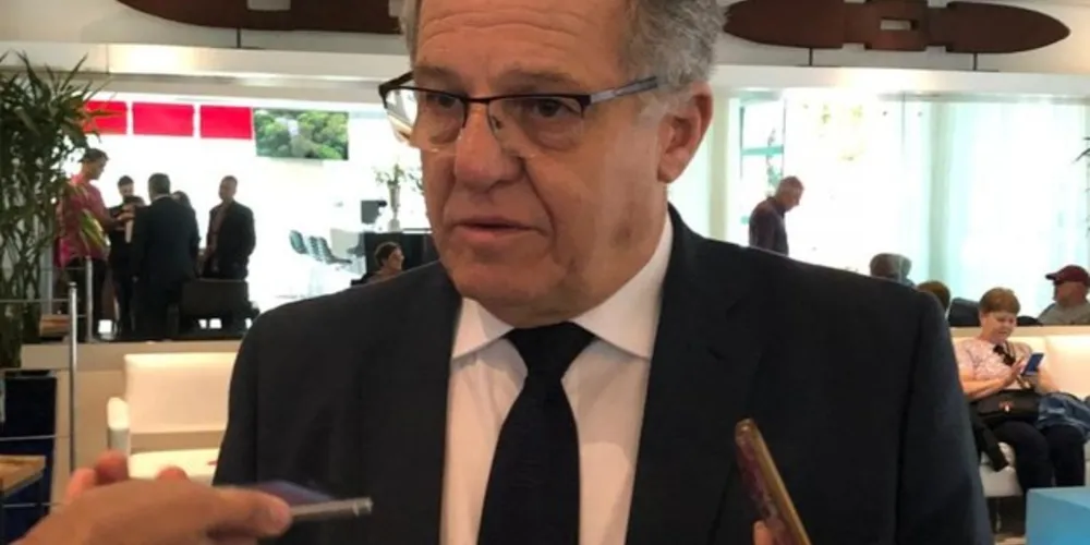 O presidente da Federação Paranaense de Futebol (FPF), Helio Cury, entende que o estado do Paraná já possui condições para a volta do campeonato estadual de futebol.