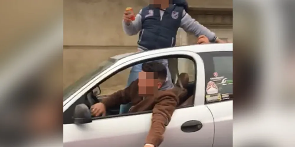 Moradores que andavam pelas ruas do bairro se assustaram com o caso