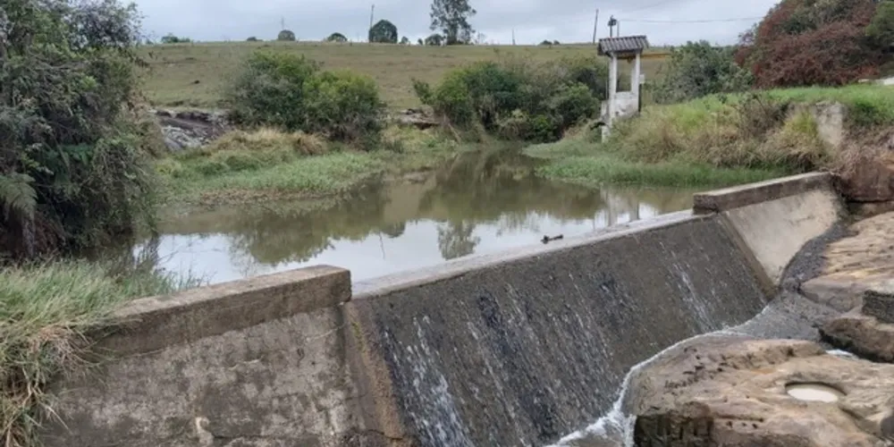 Rio Pugas recupera cerca de 80% de sua vazão normal e rodízio em Palmeira é suspenso