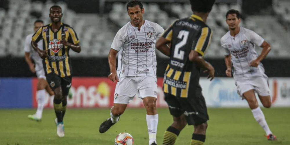 No retorno de Fred, o artilheiro não marcou e acabou substituído por Odair Hellmann no intervalo da partida