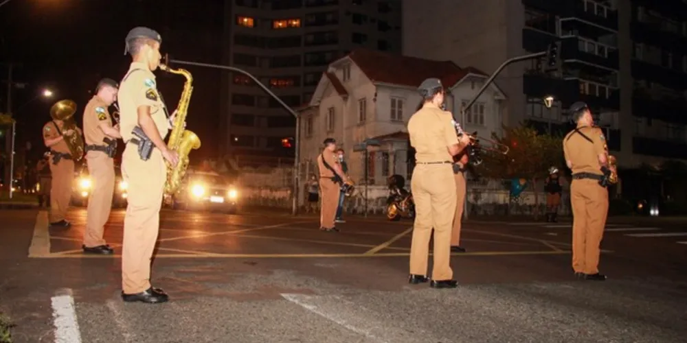 Imagem ilustrativa da imagem Banda da PM faz Caminhada Musical em PG nesta terça