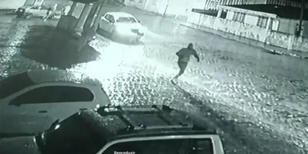 Se fossem pegos pagariam multa de mais de mil reais.