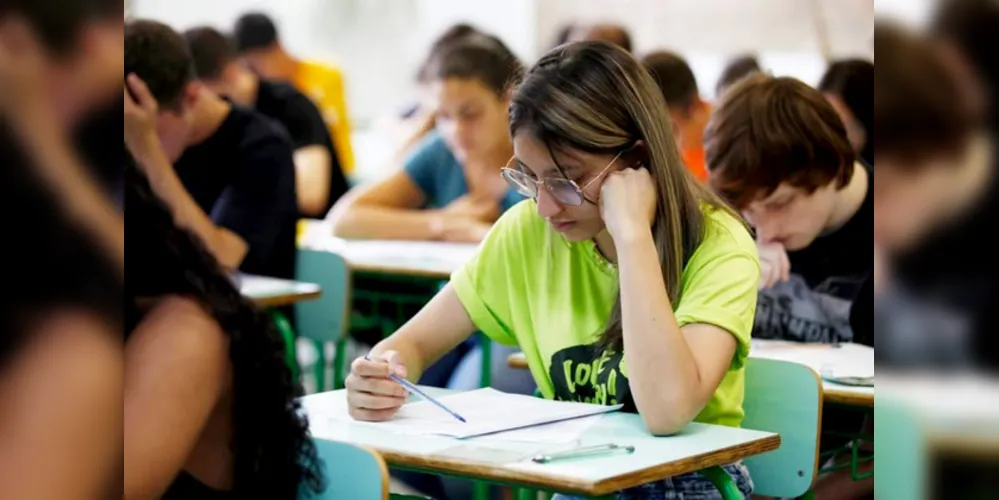 As provas do Vestibular, que estavam previstas para os dias 06 e 07 de dezembro de 2020, foram alteradas para os dias 07 e 08 de março de 2021