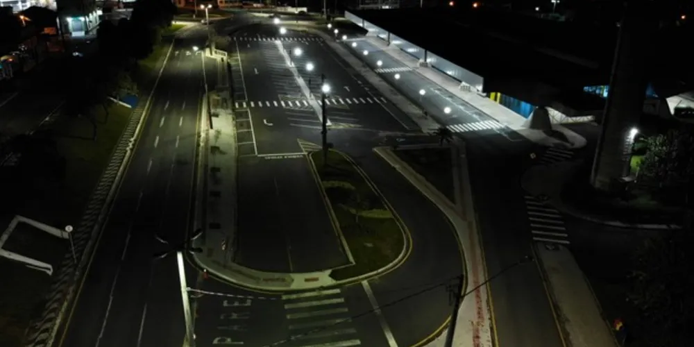 Rodoviária de Ponta Grossa esvaziada com as medidas de restrição impostas pela Prefeitura