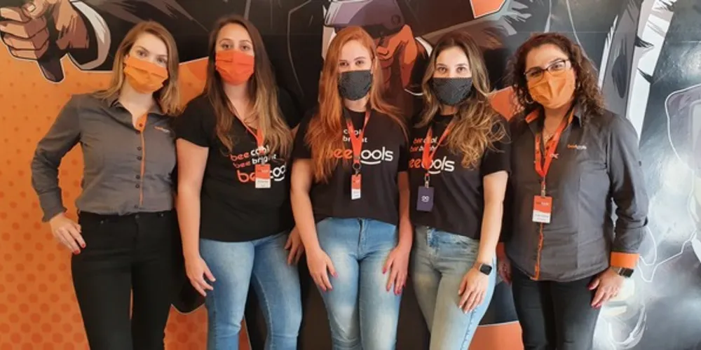 Equipe profissional contribui para sucesso das medidas da escola nessa época
