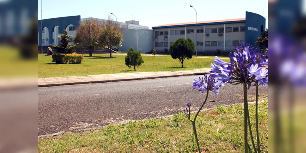 A Escola de Gestão do Paraná oferta 39 vagas remanescentes para a pós-graduação na modalidade de ensino a distância. 