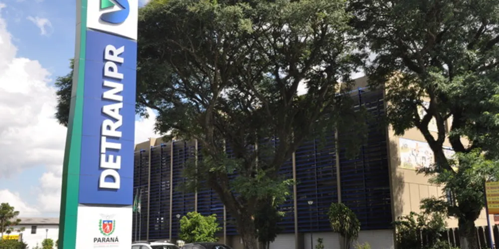 Imagem ilustrativa da imagem Detran suspende serviços em regiões afetadas pela covid