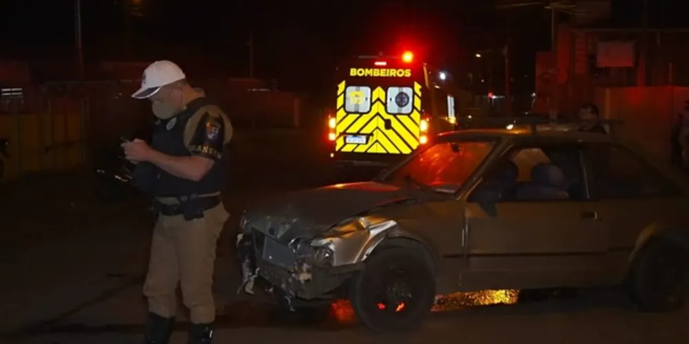 Imagem ilustrativa da imagem Motorista foge após batida no Santa Marta