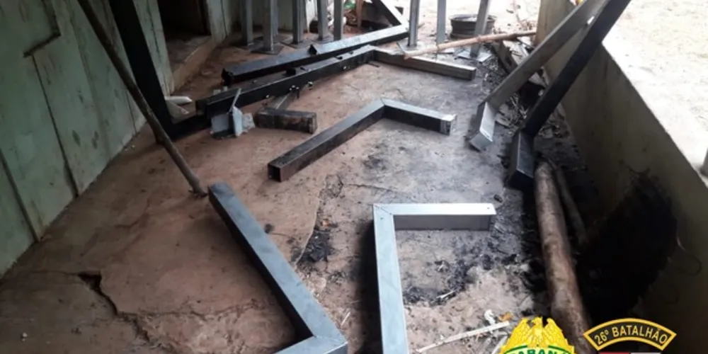 Imagem ilustrativa da imagem Policiais apreendem explosivos e ‘miguelitos’ em Tibagi