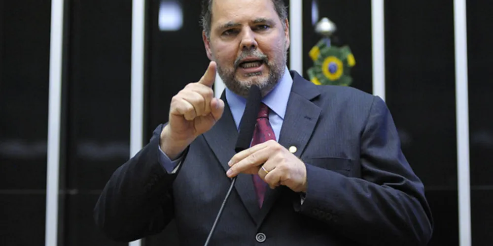 Imagem ilustrativa da imagem Paranaense é cotado para assumir o MEC