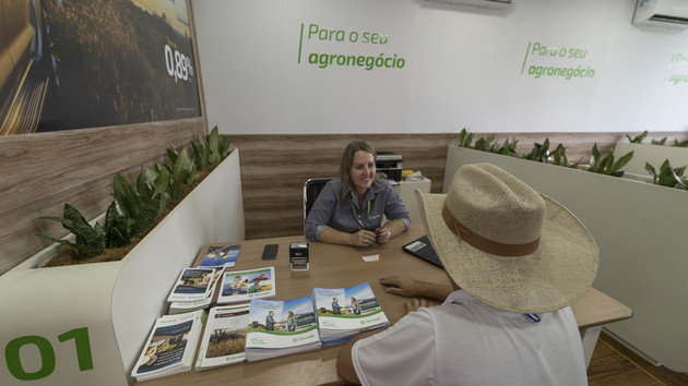 Para produtores rurais dos estados do Paraná, São Paulo e Rio de Janeiro, a instituição prevê a liberação de mais de R$ 6,9 bilhões