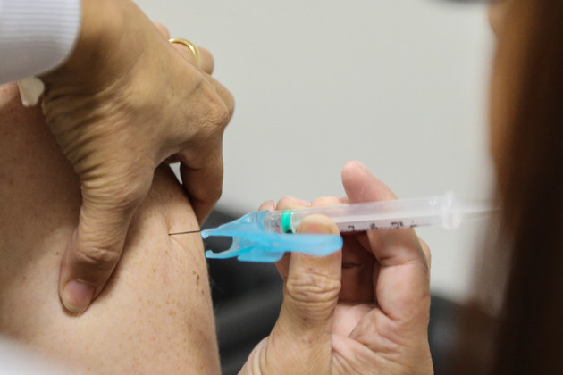 Município atingiu a marca de 112,7% de cobertura vacinal contra a gripe