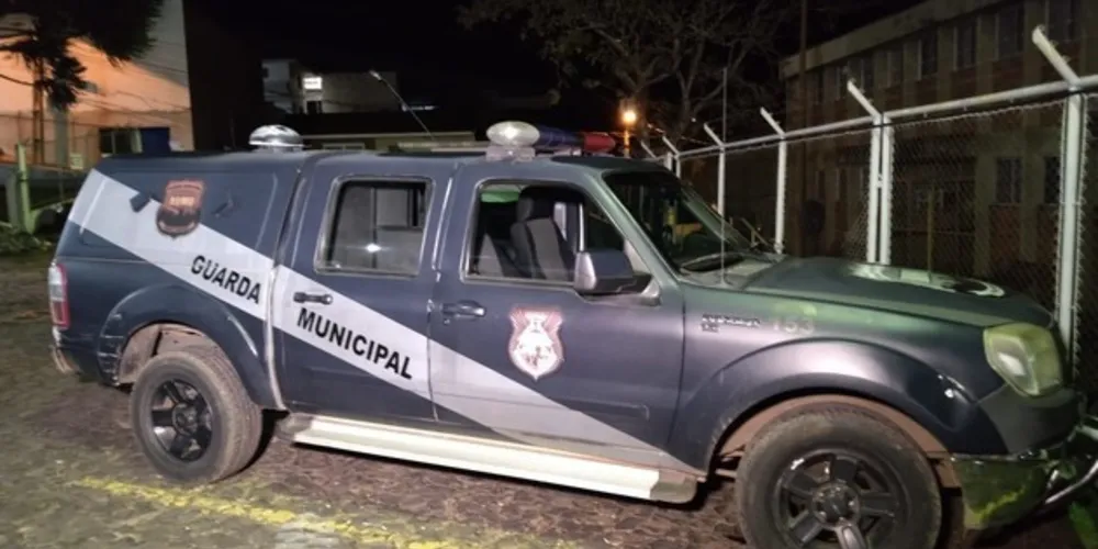 Imagem ilustrativa da imagem GM prende rapaz com cocaína, maconha e ecstasy