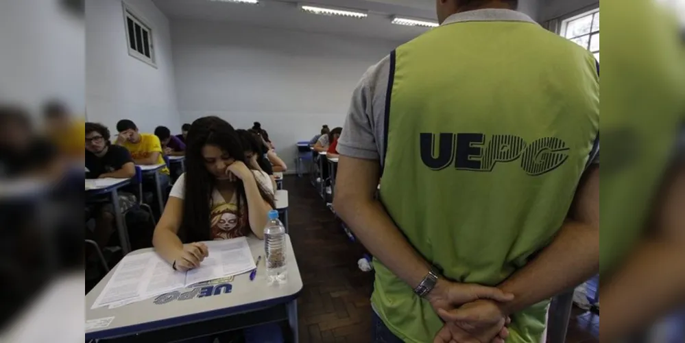 Para viabilizar o vestibular, devido ao isolamento social, a universidade mudou o processo de seleção.