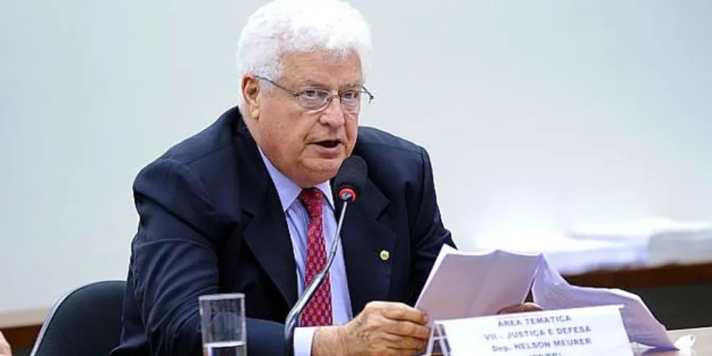 Meurer tinha 78 anos e morreu neste domingo