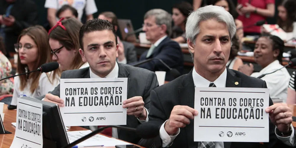 Imagem ilustrativa da imagem Aliel está entre os parlamentares mais atuantes na Educação