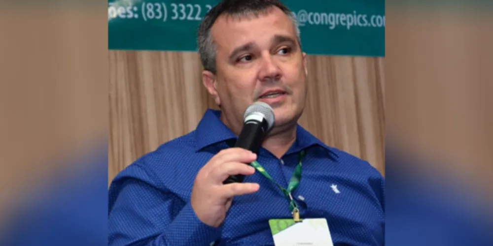  Clailson Farias é um dos participantes do evento de hoje.